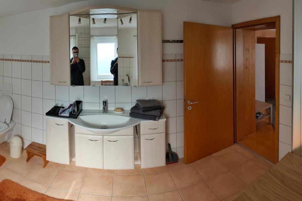 Zentrale & Ruhige Ferienwohnung Mössingen Exterior foto